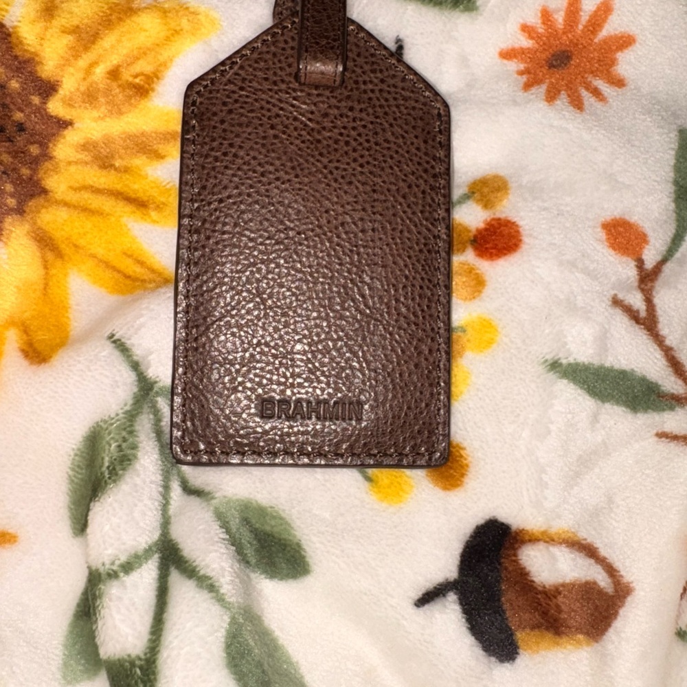 NWOT Brahmin Luggage Tag
